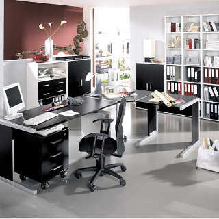 oficina-blanco-y-negro-2