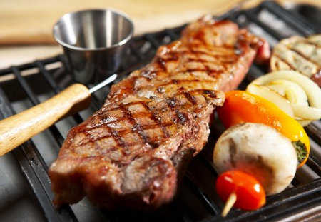 carne-y-vegetales-parrilla