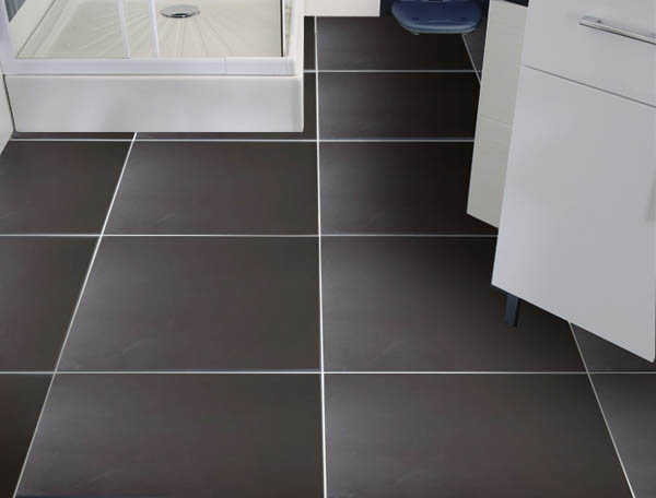Interior design i Sala de casa sofisticada com o piso porcelanatoiso